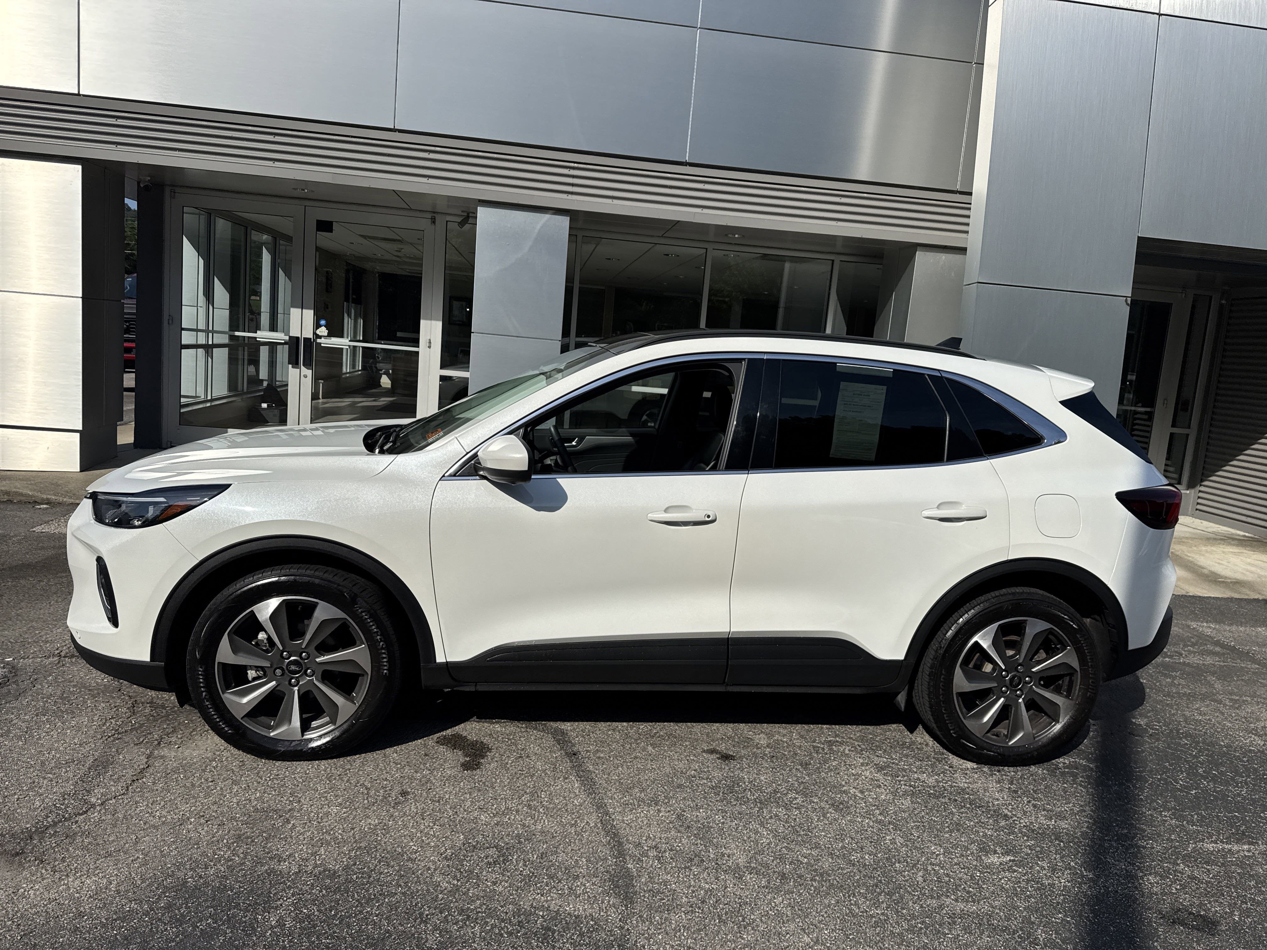 2023 Ford Escape Platinum