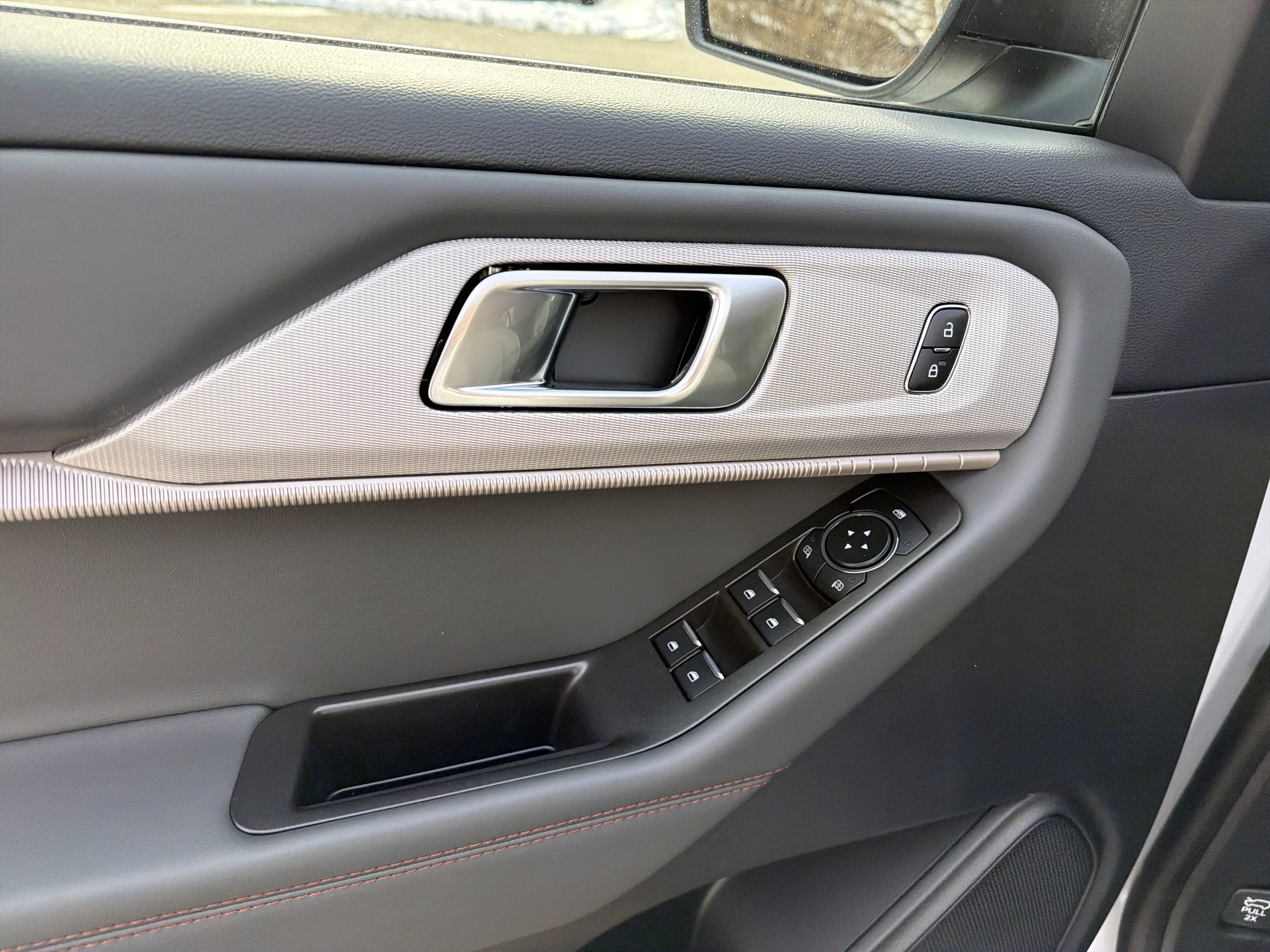 2026 Ford Explorer Active w/100A Pkg