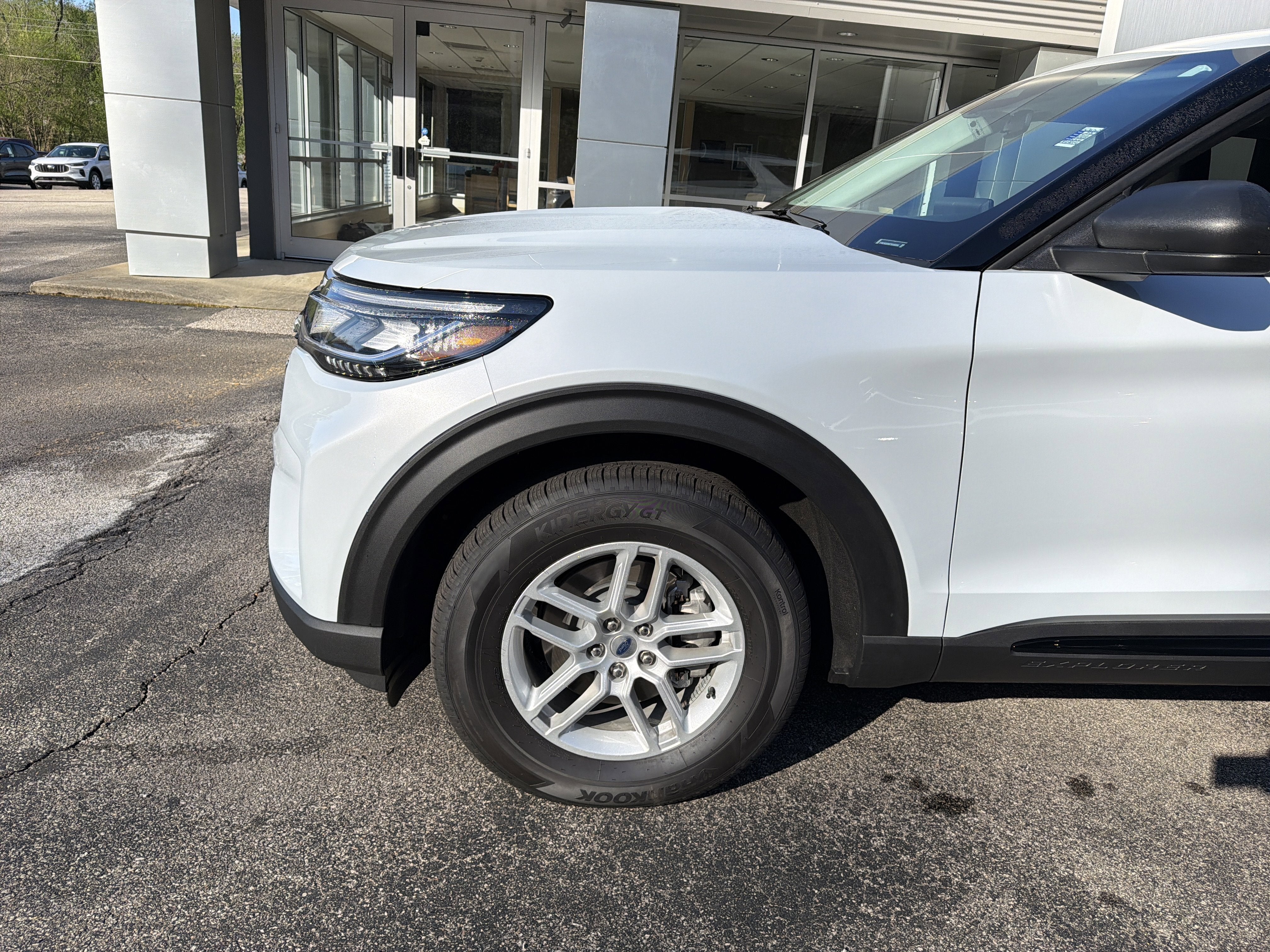 2026 Ford Explorer Base