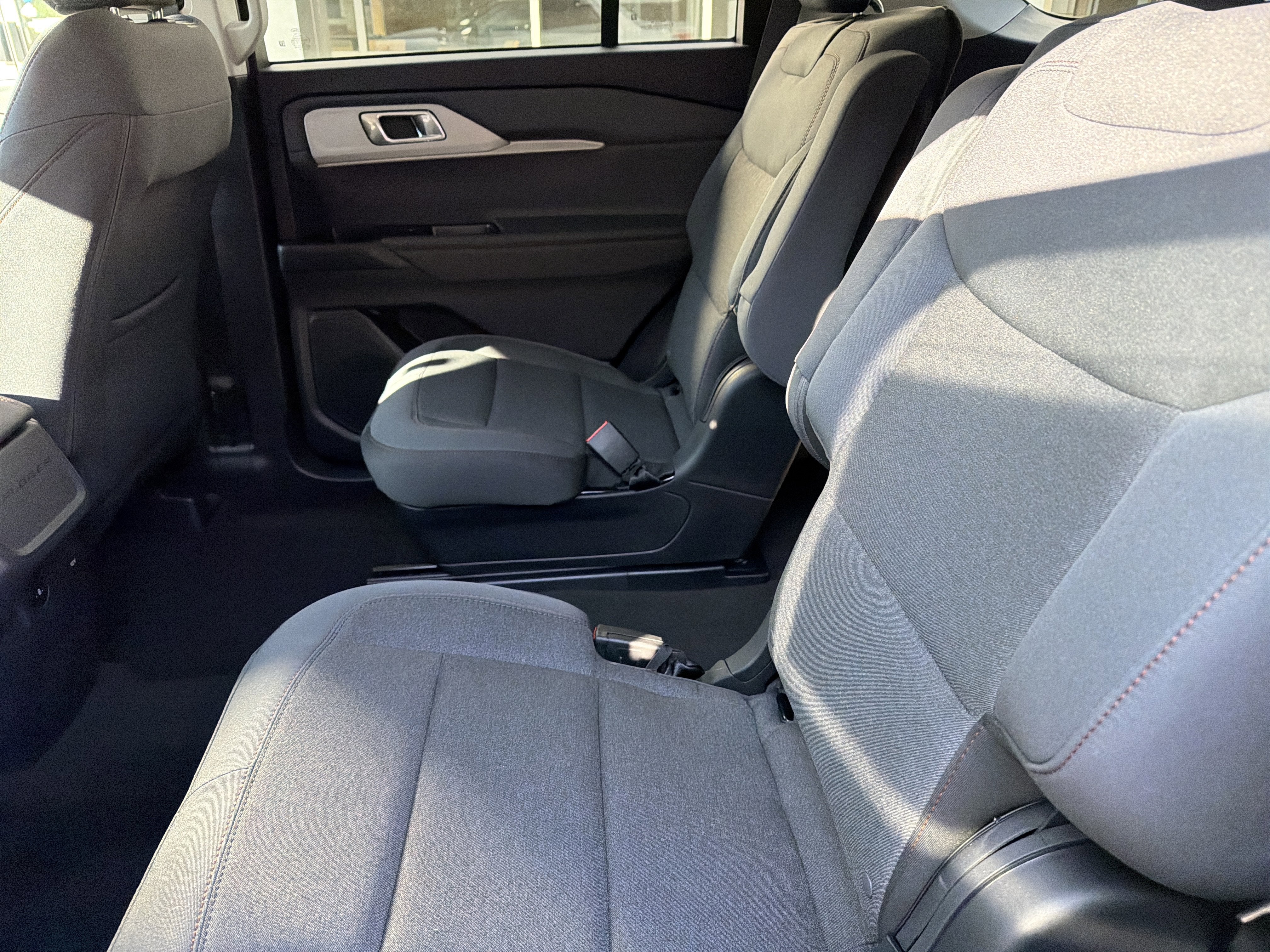 2026 Ford Explorer Base