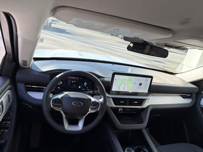 2026 Ford Explorer Base