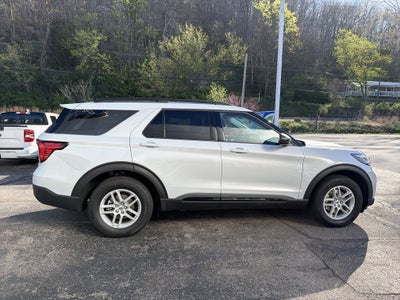 2026 Ford Explorer Base