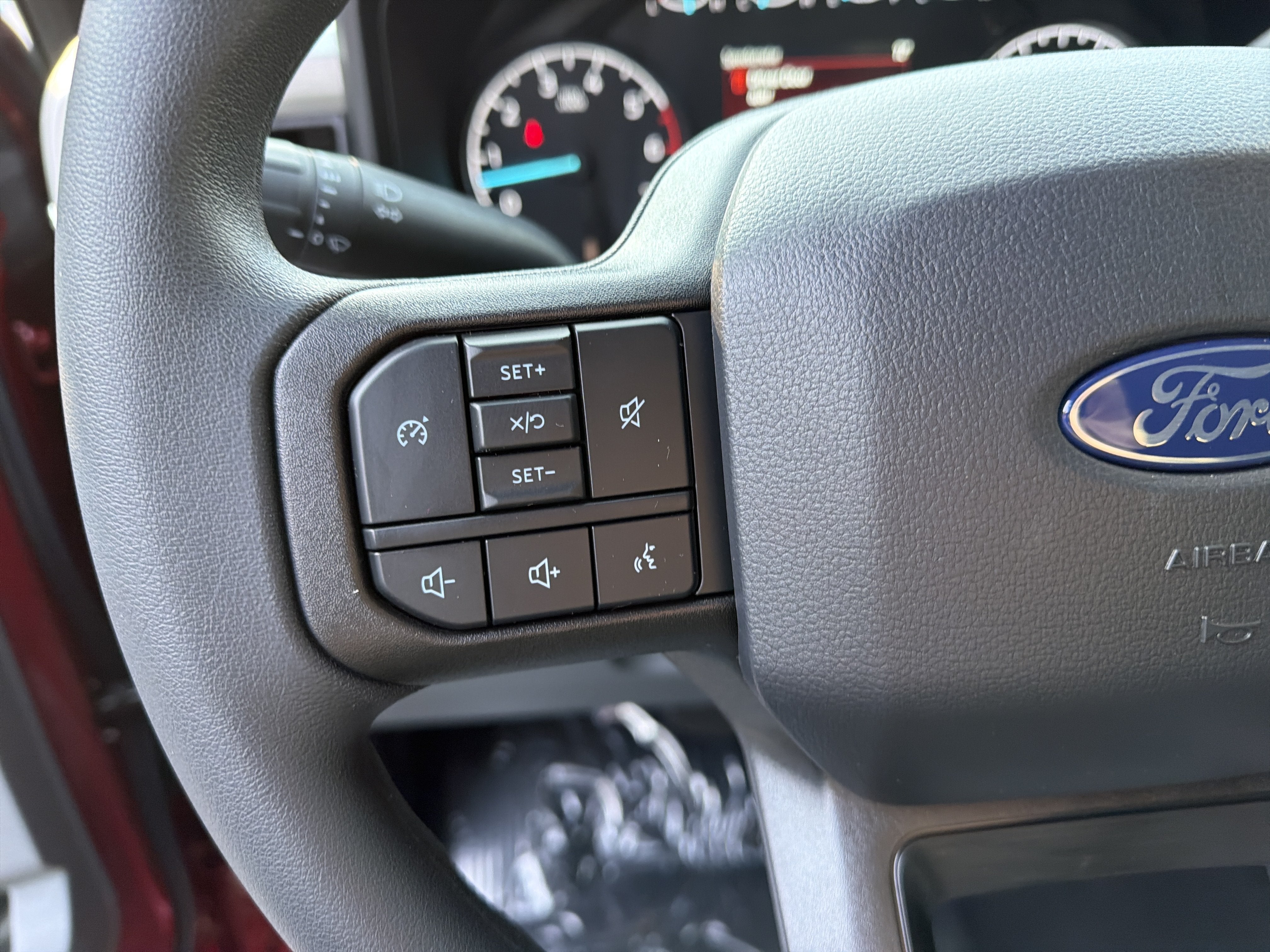 2027 Ford Super Duty F-250 Pickup XLT