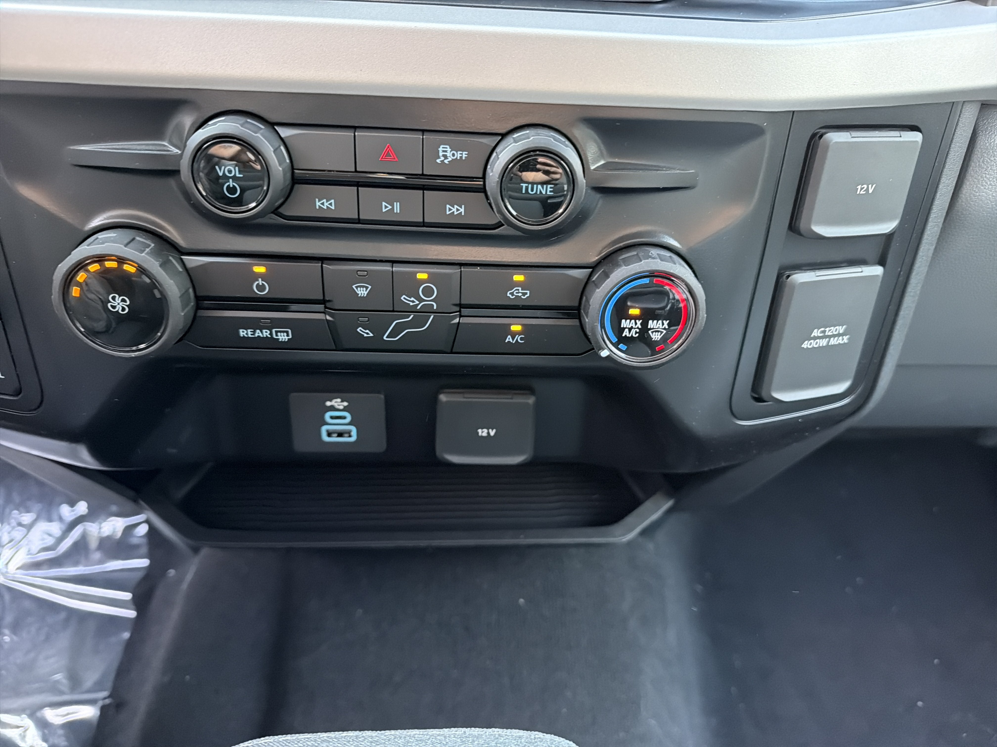 2027 Ford Super Duty F-250 Pickup XLT