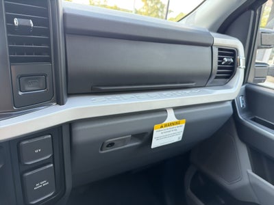 2027 Ford Super Duty F-250 Pickup XLT