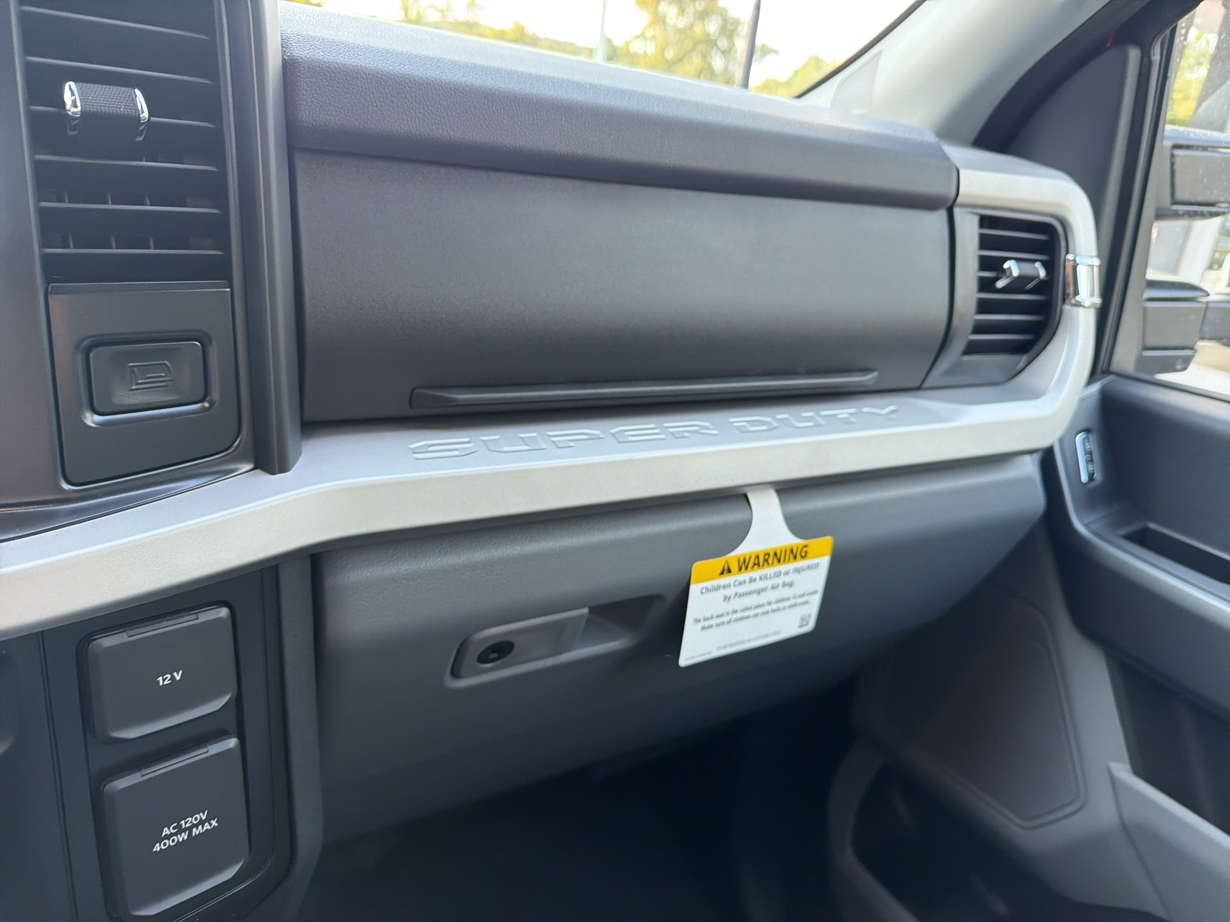 2027 Ford Super Duty F-250 Pickup XLT