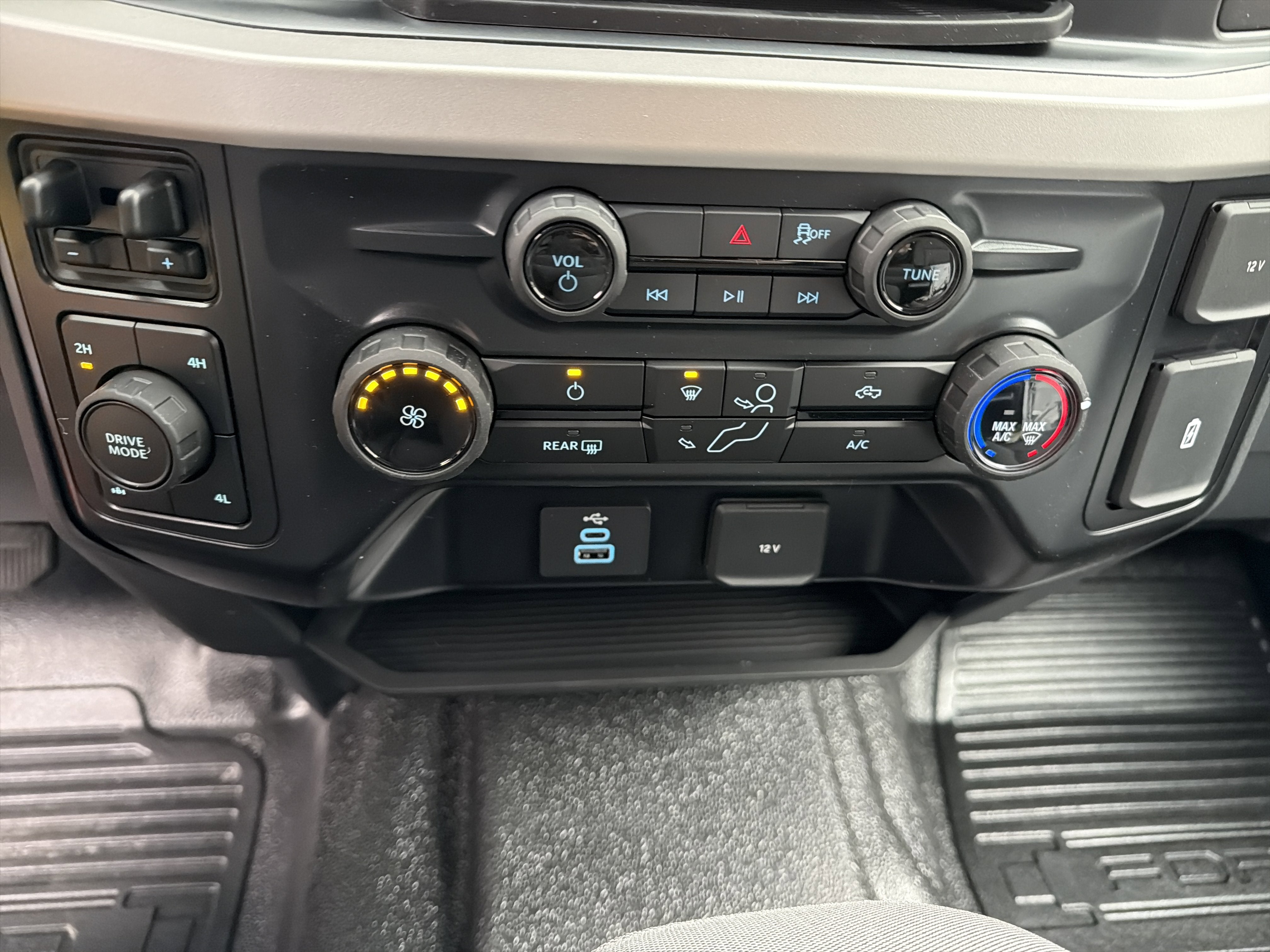 2026 Ford Super Duty F-250 Pickup XL