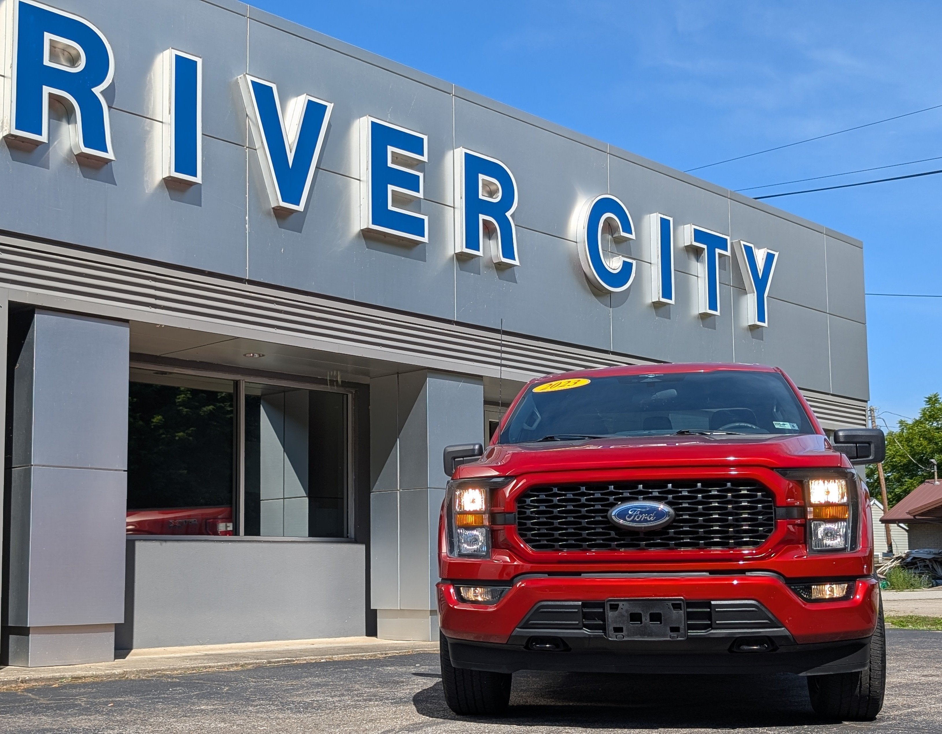 2023 Ford F-150 4X4 XL W/ STX Package