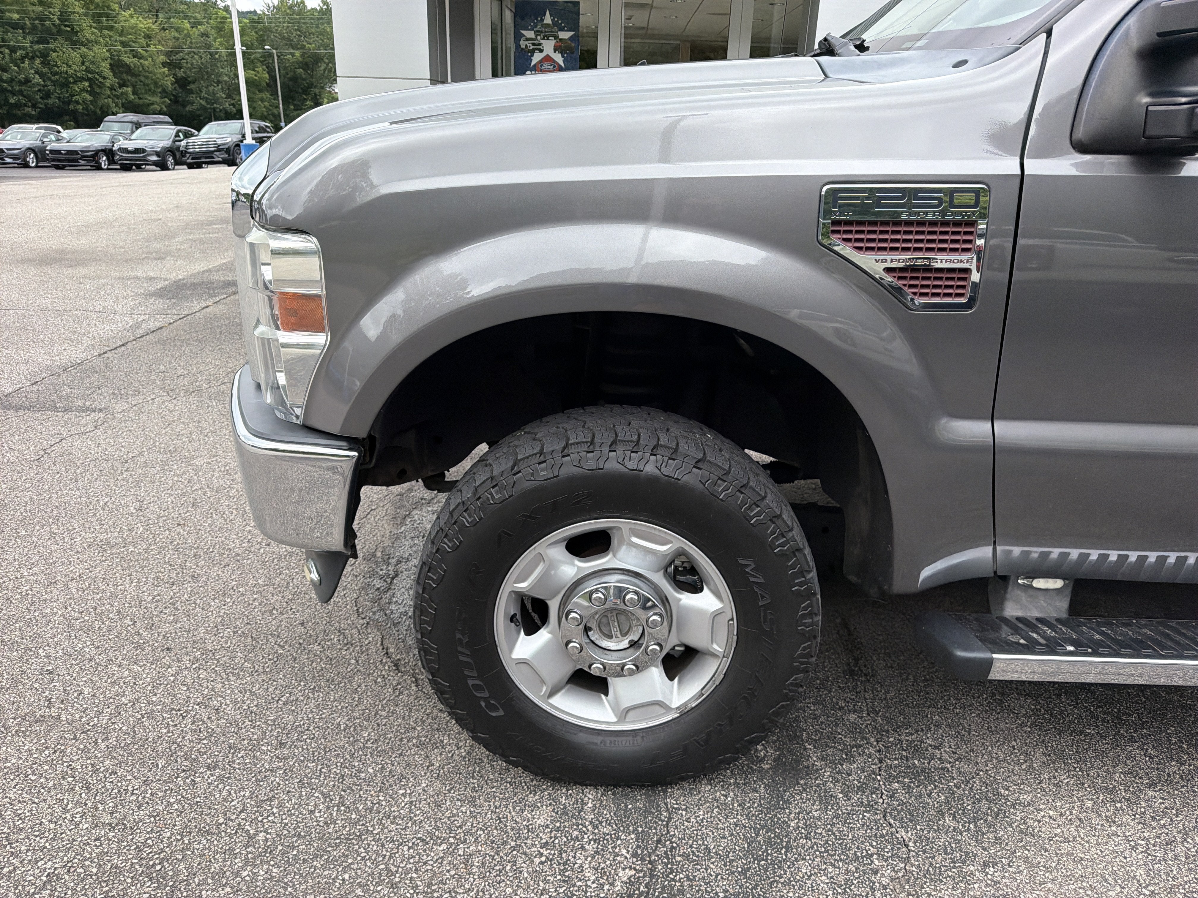 2010 Ford Super Duty F-250 SRW XLT