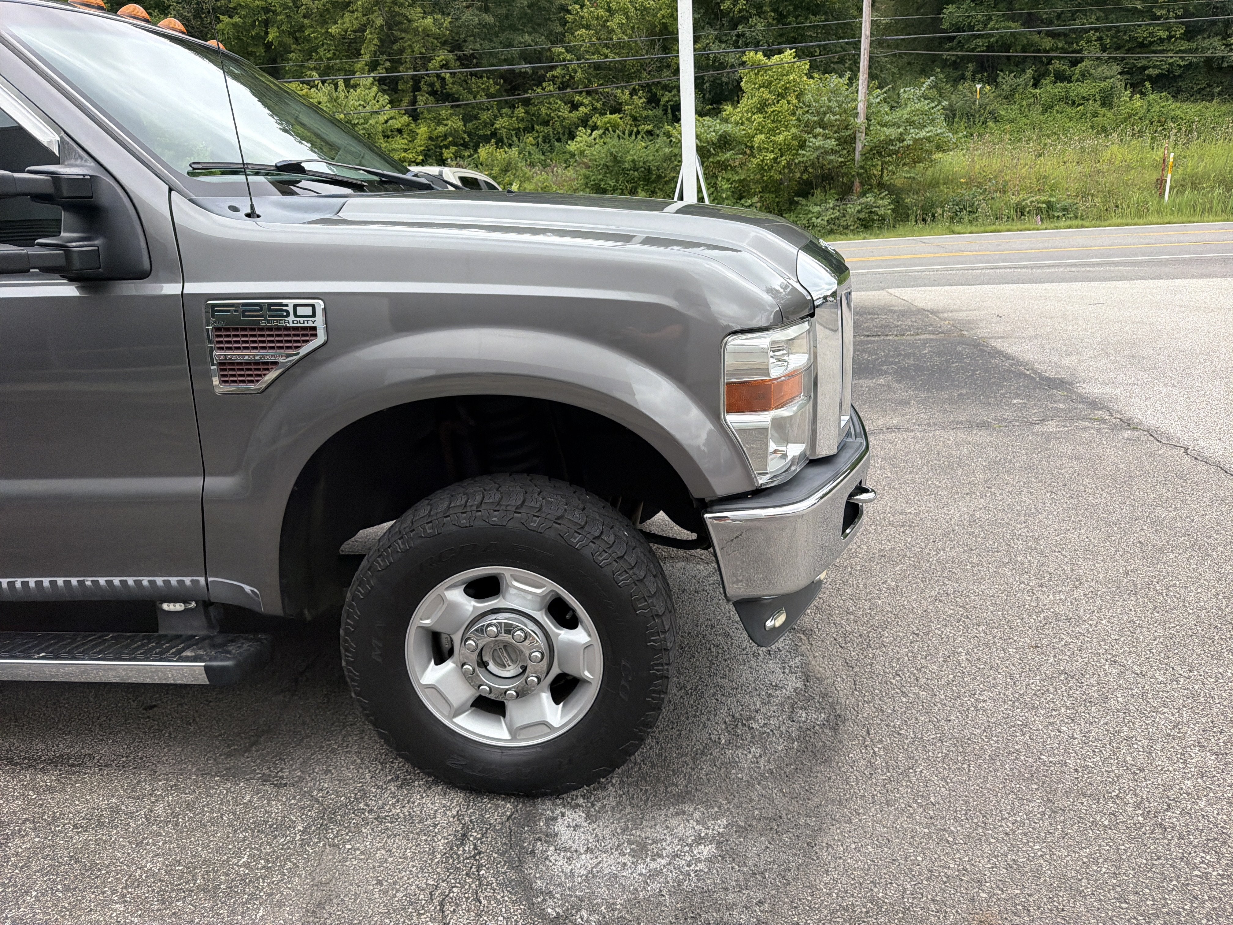 2010 Ford Super Duty F-250 SRW XLT