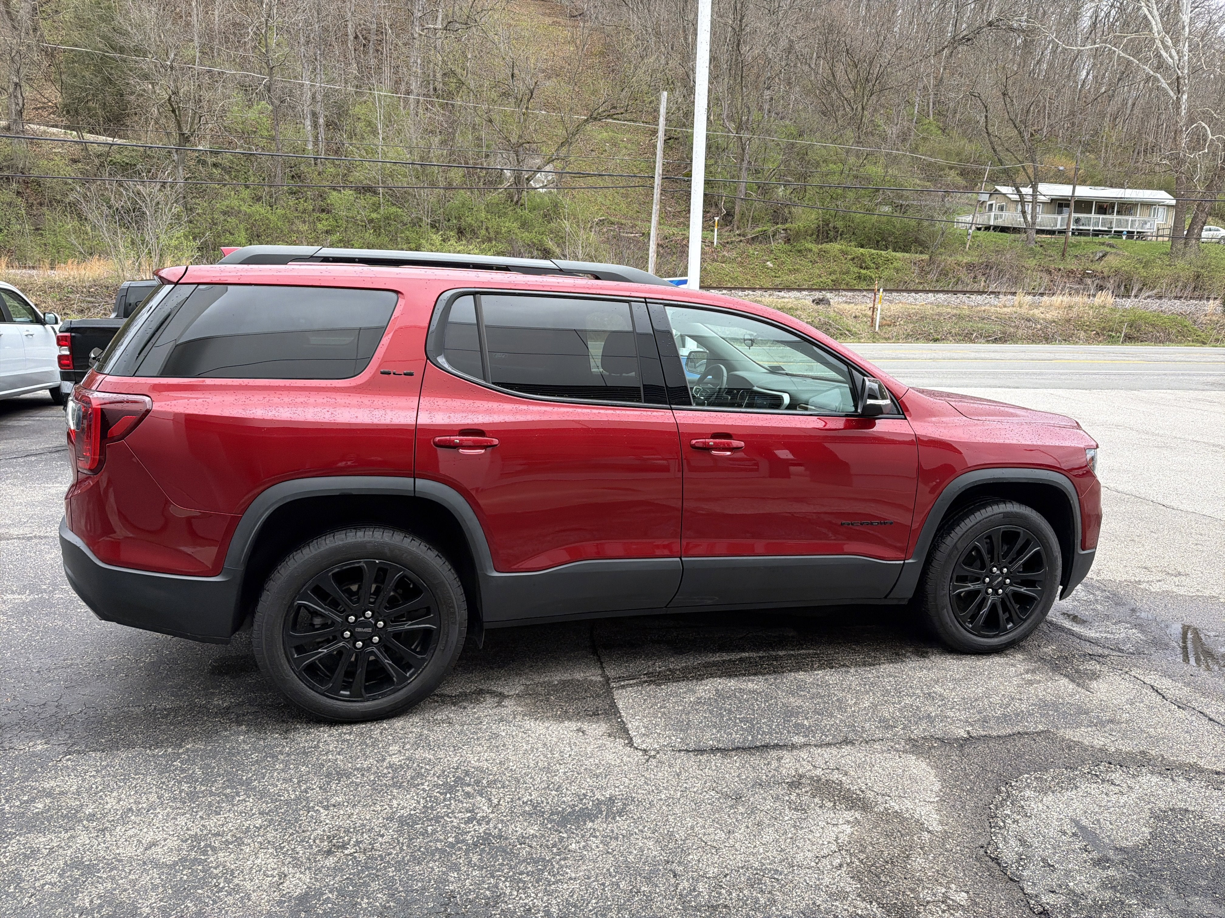2023 GMC Acadia SLE