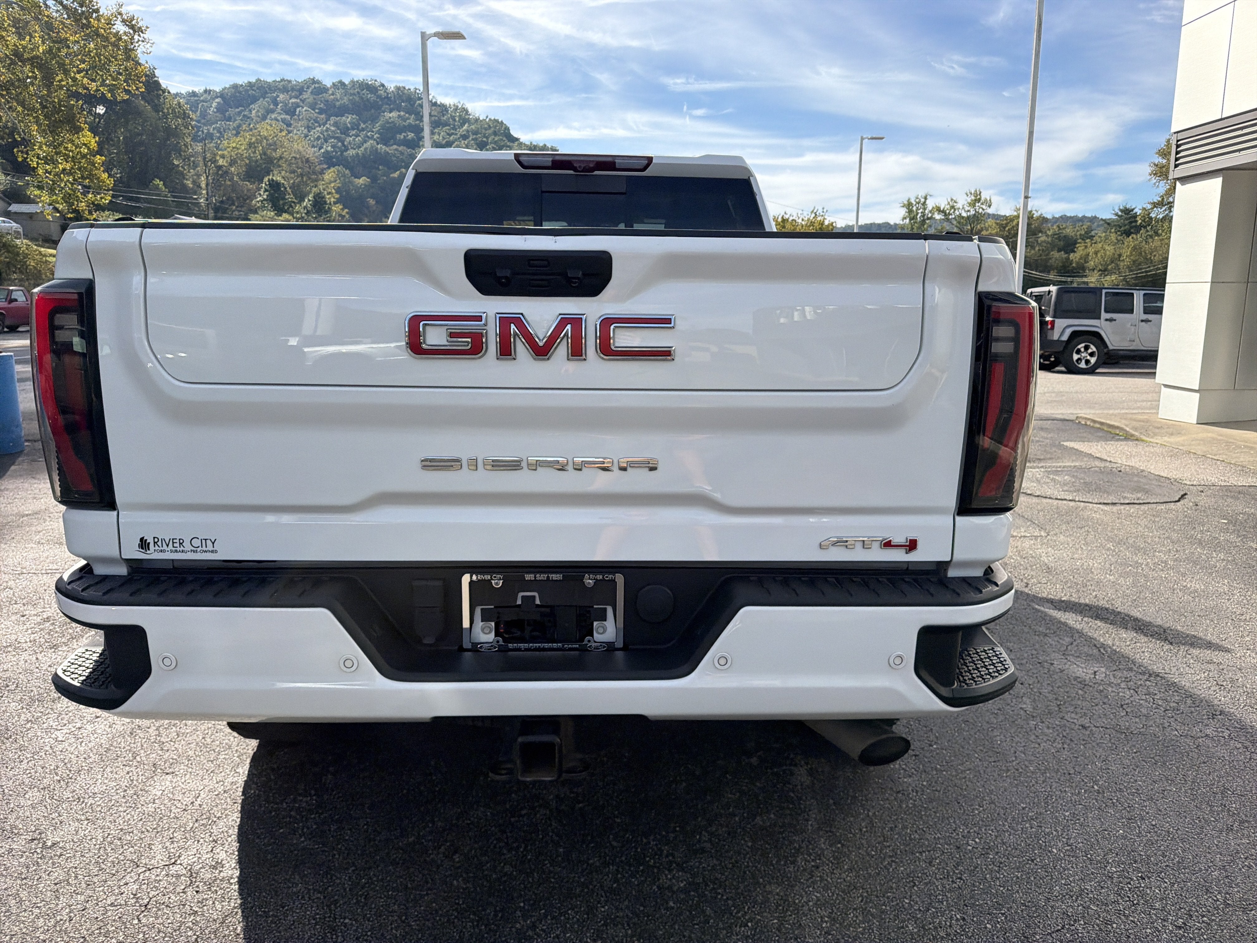 2024 GMC Sierra 2500HD AT4