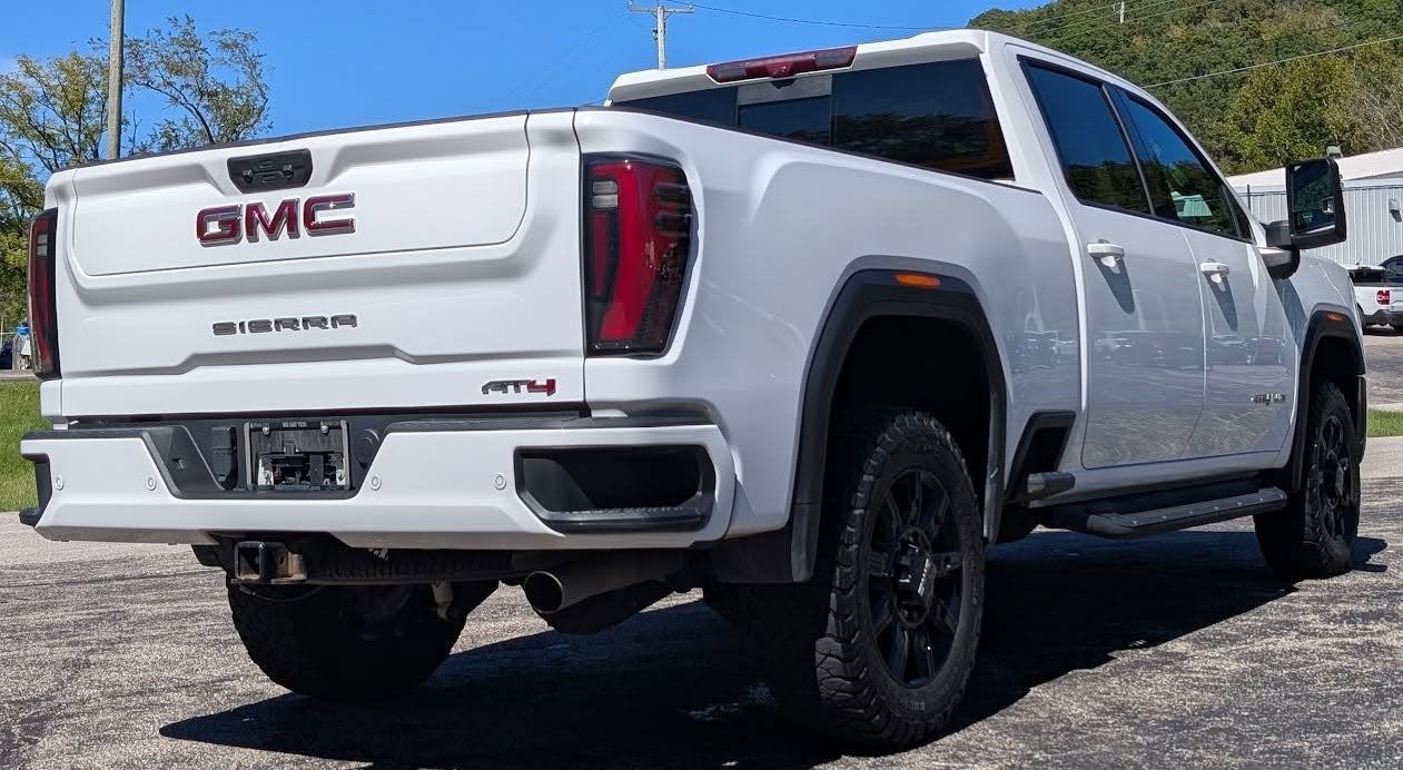 2024 GMC Sierra 2500HD AT4
