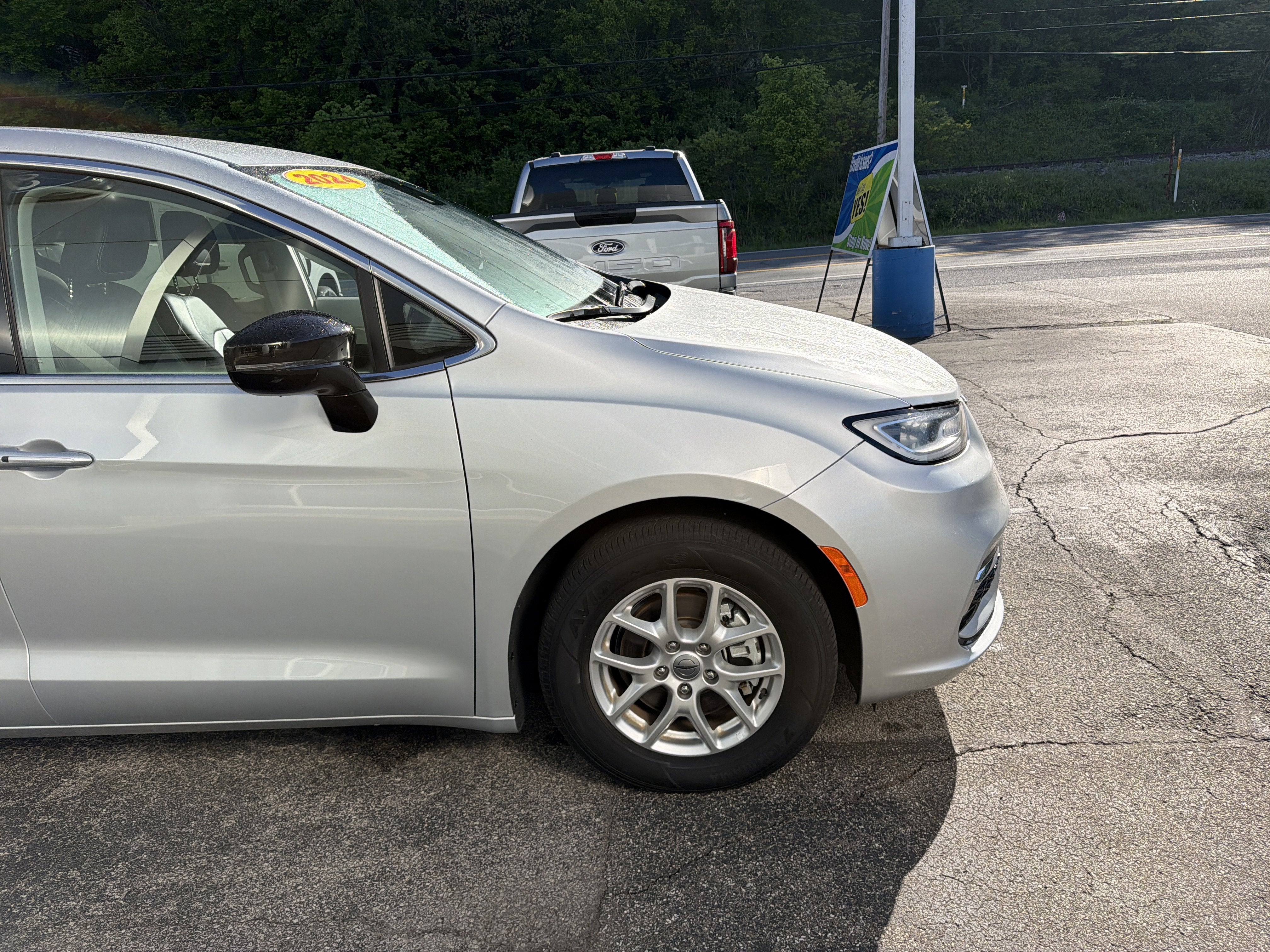 2024 Chrysler Pacifica Touring L