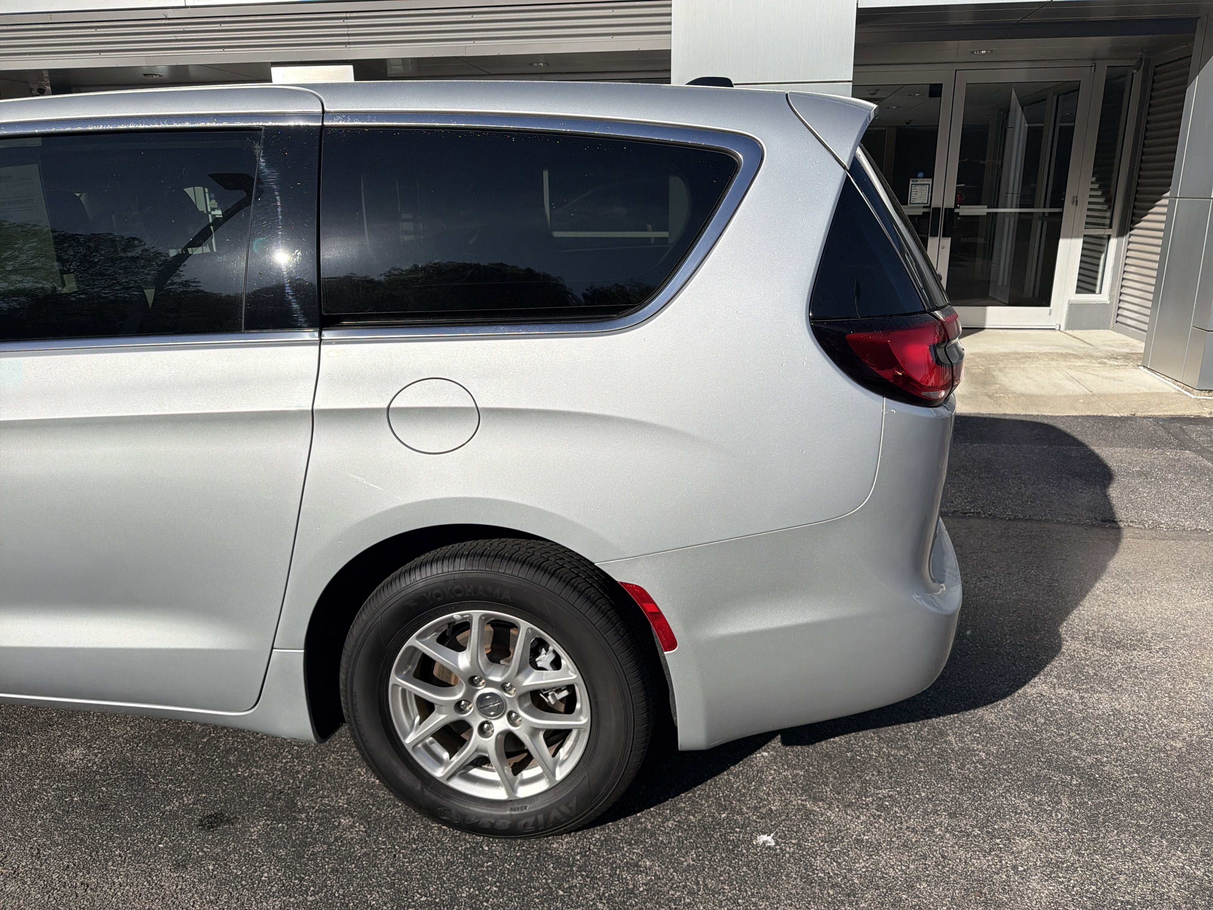 2024 Chrysler Pacifica Touring L