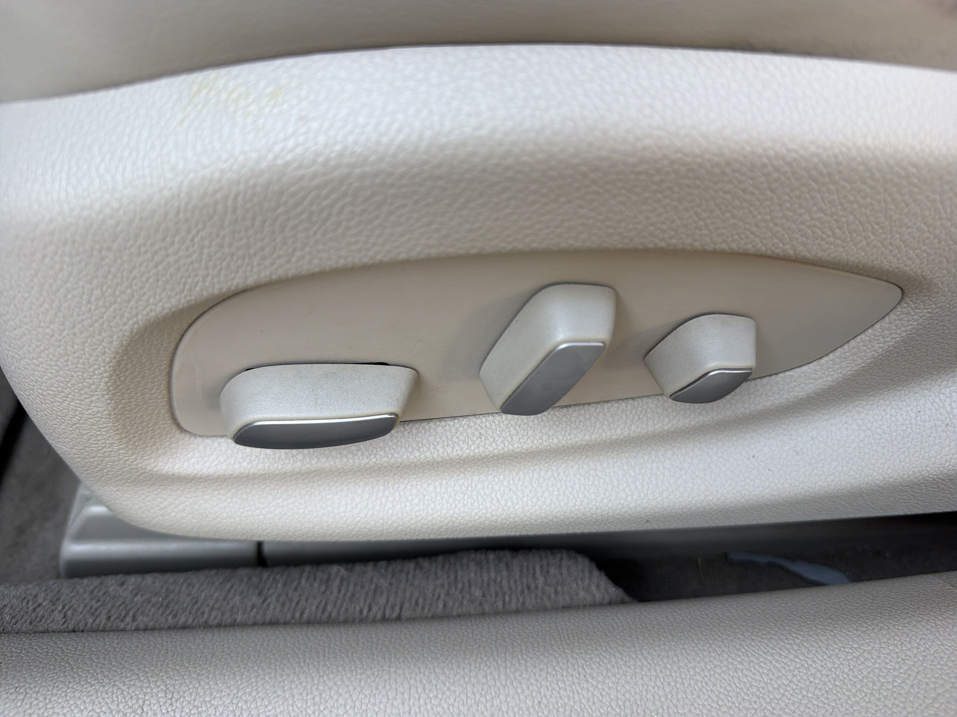 2013 Cadillac XTS Premium
