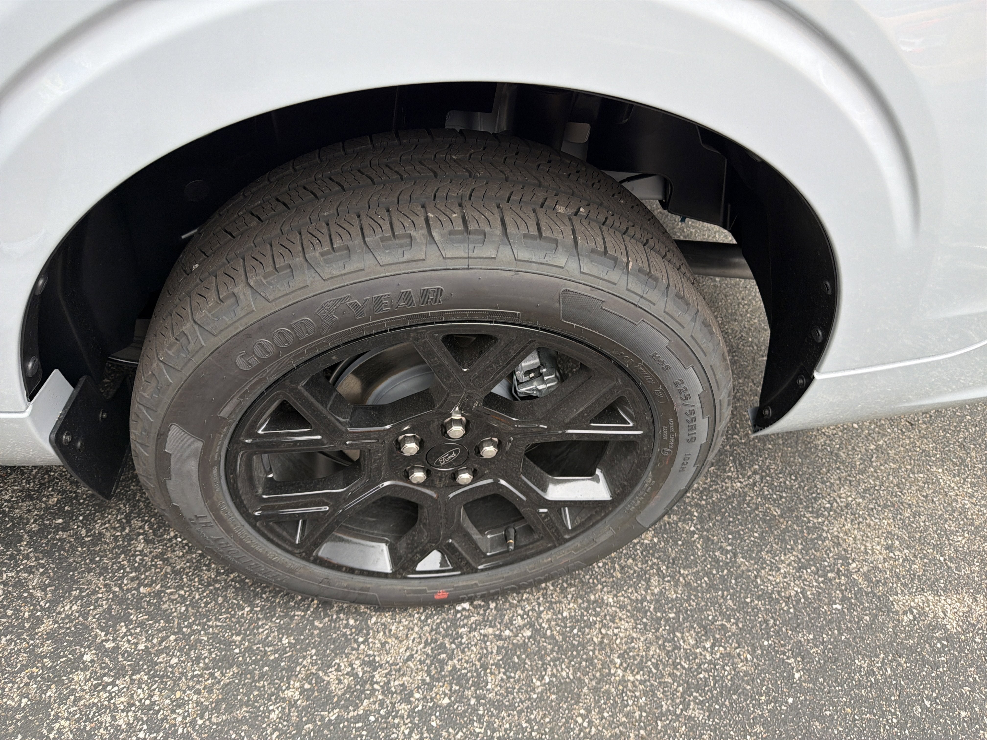 2026 Ford Maverick Lobo Standard