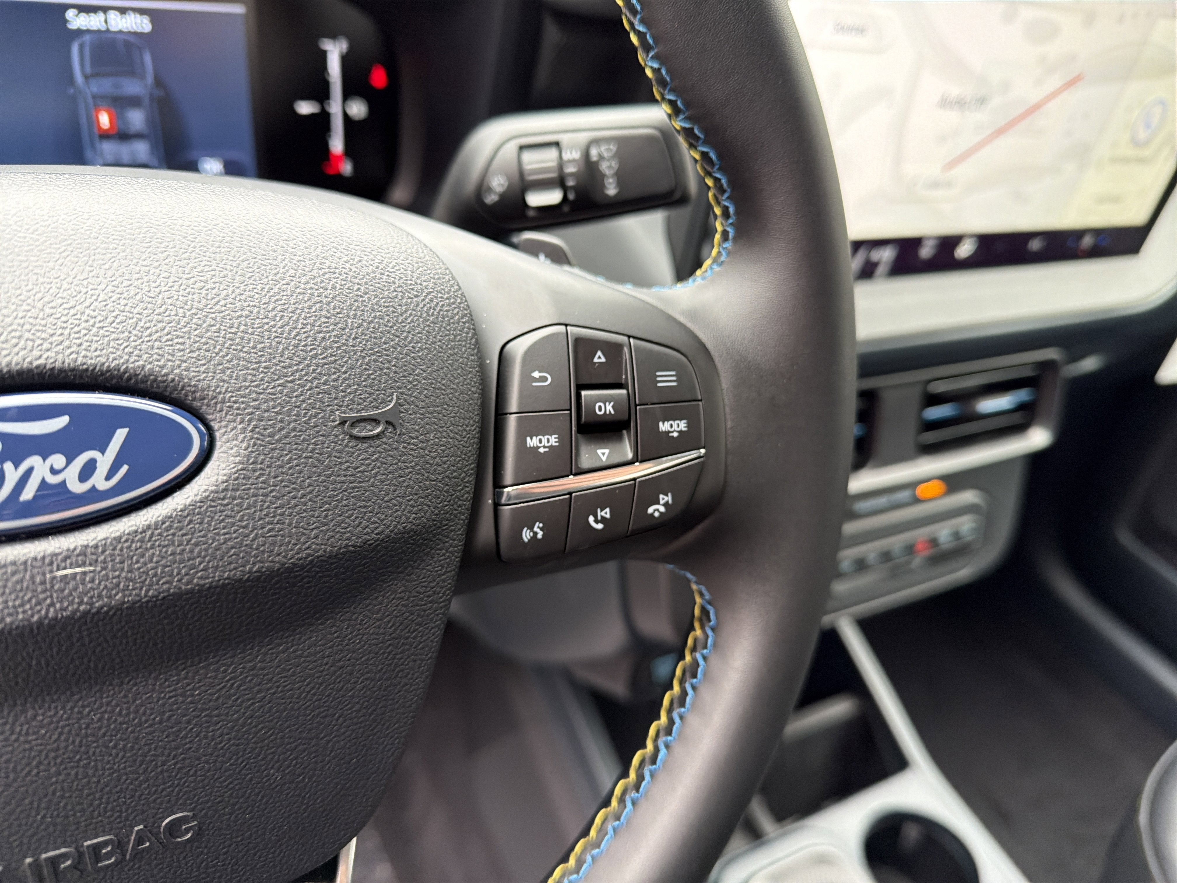 2026 Ford Maverick Lobo Standard