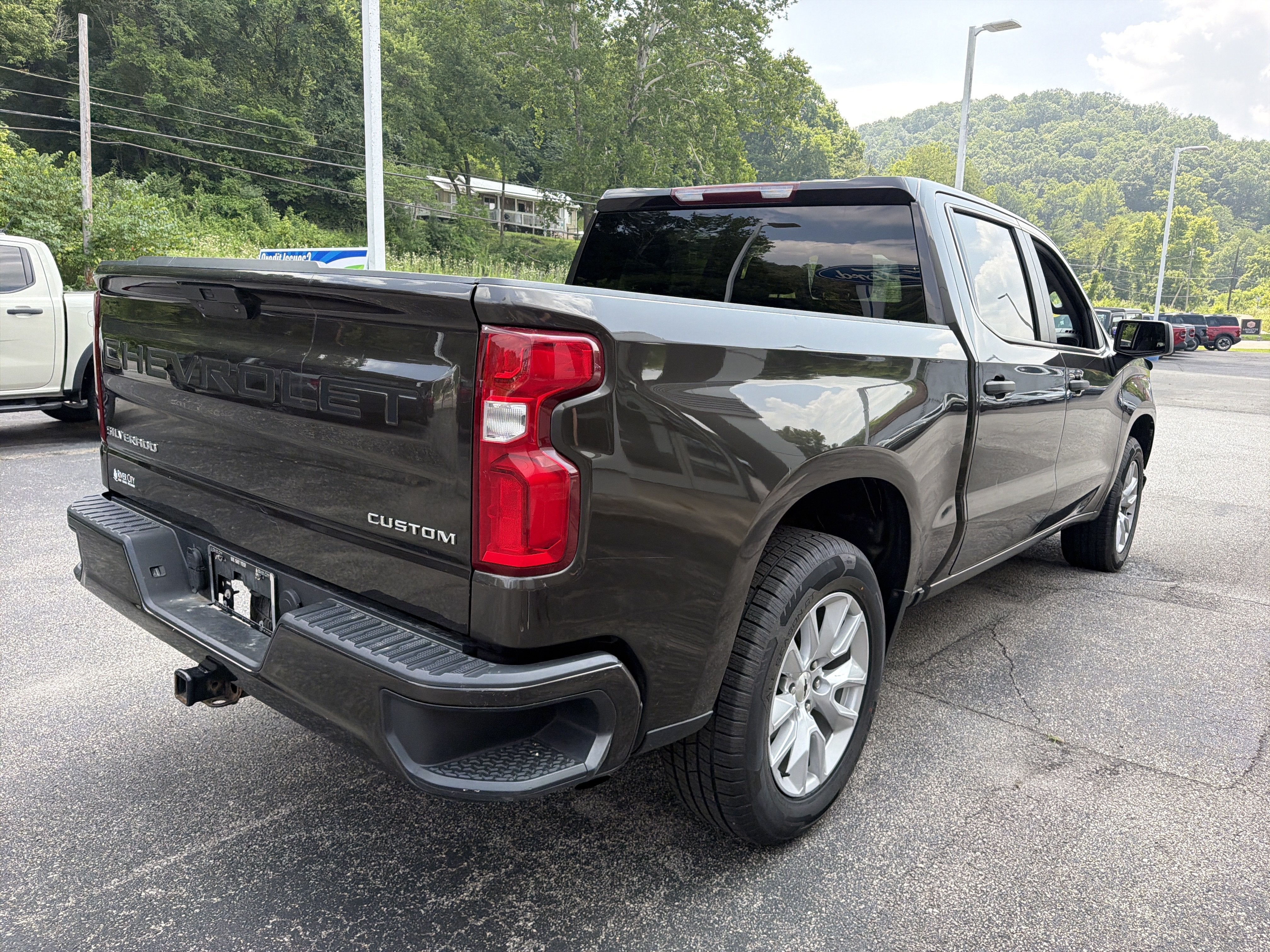2021 Chevrolet Silverado 1500 Custom