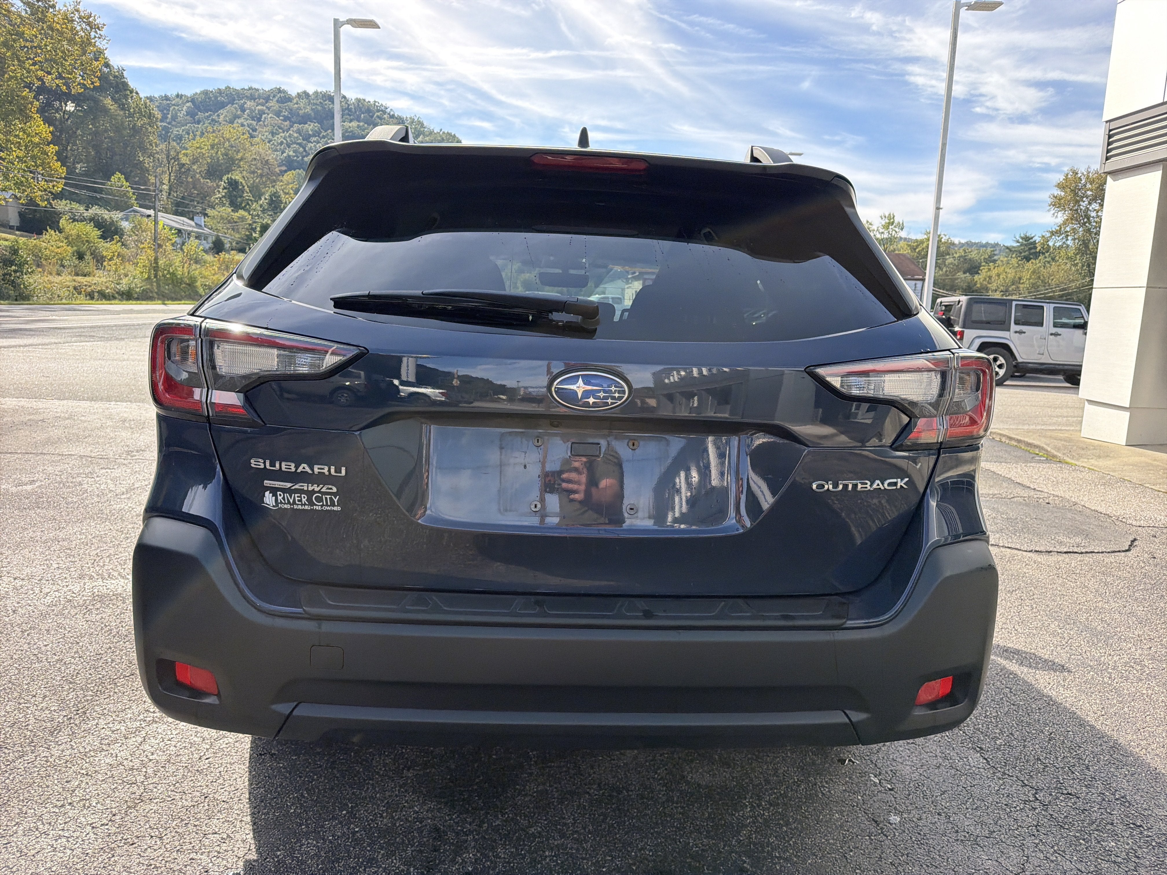 2025 Subaru Outback Premium