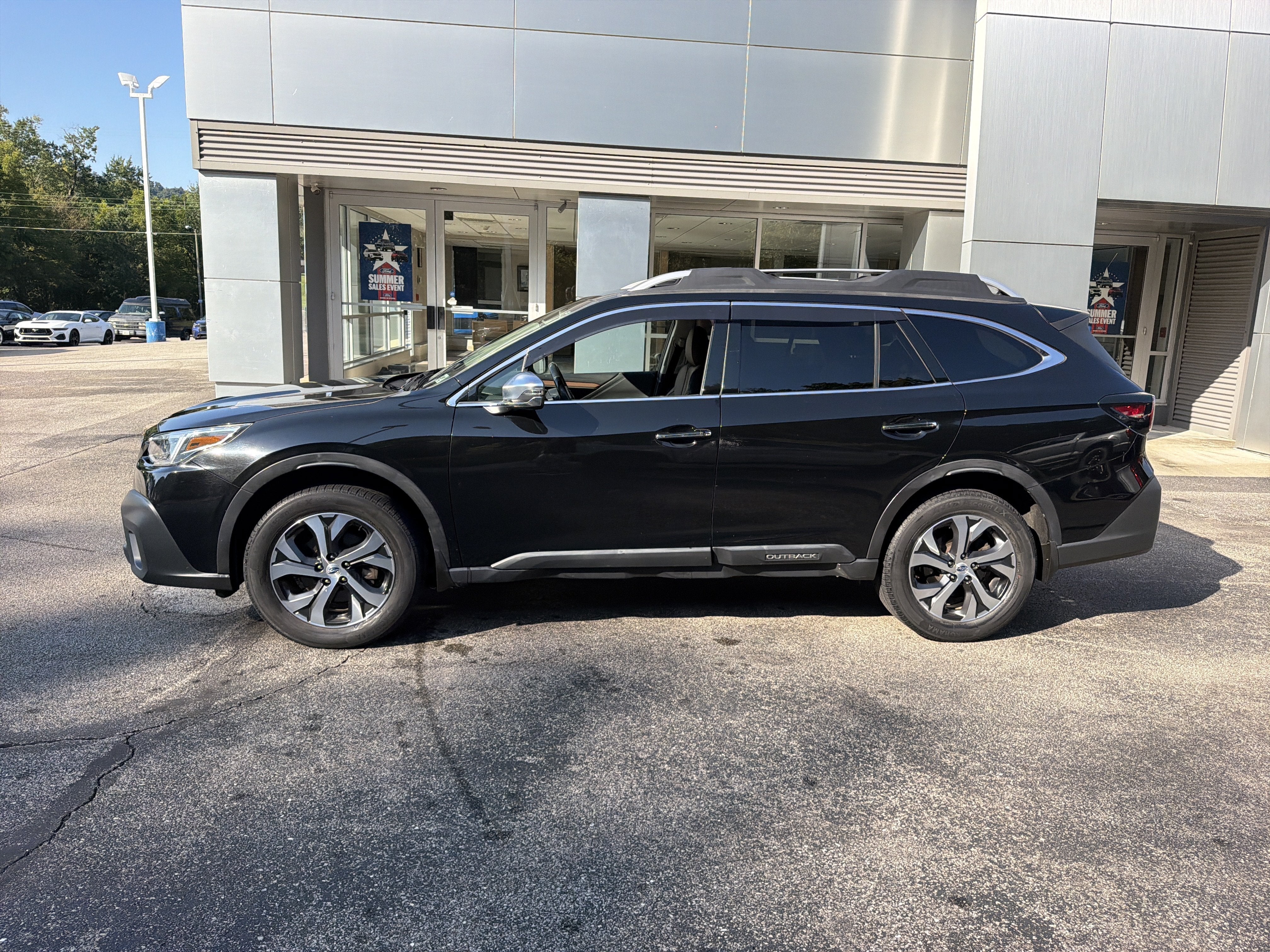 2022 Subaru Outback Touring
