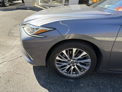 2020 Lexus ES 300h ES 300h