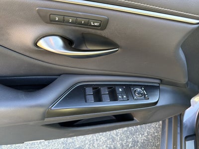 2020 Lexus ES 300h ES 300h