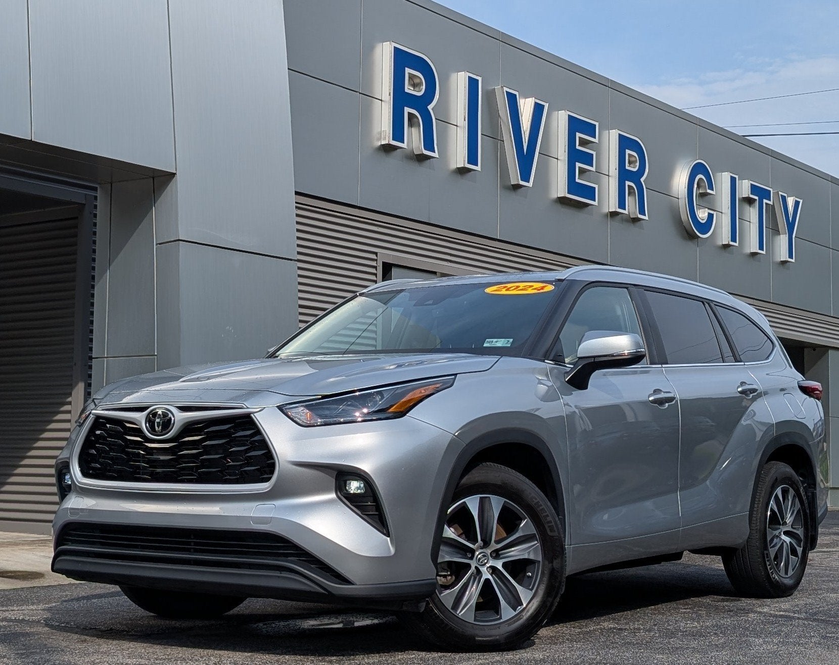 2024 Toyota Highlander XLE
