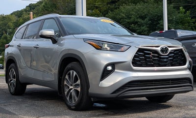 2024 Toyota Highlander XLE