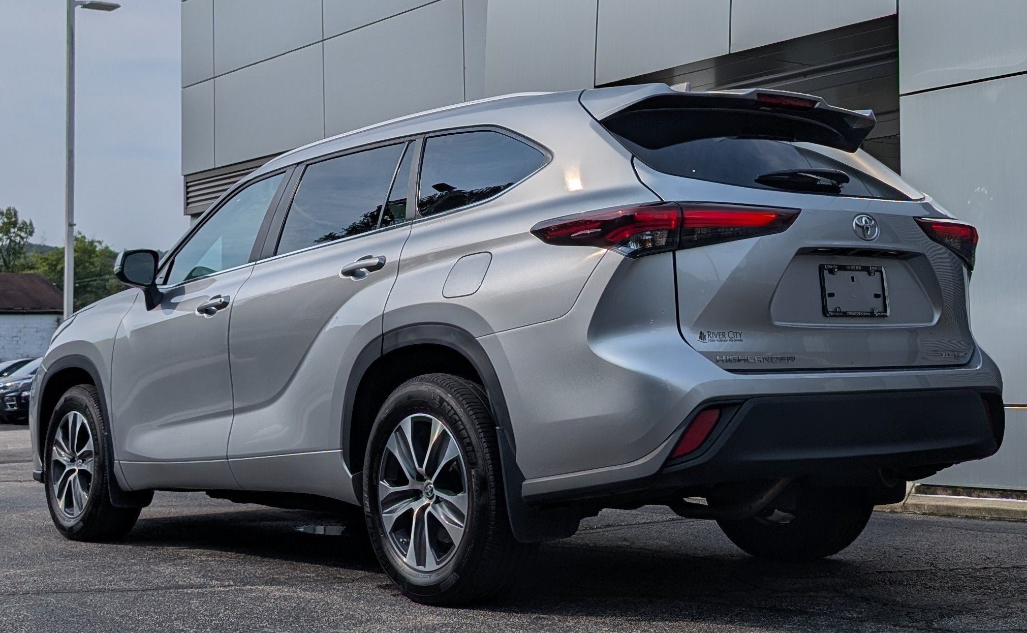 2024 Toyota Highlander XLE