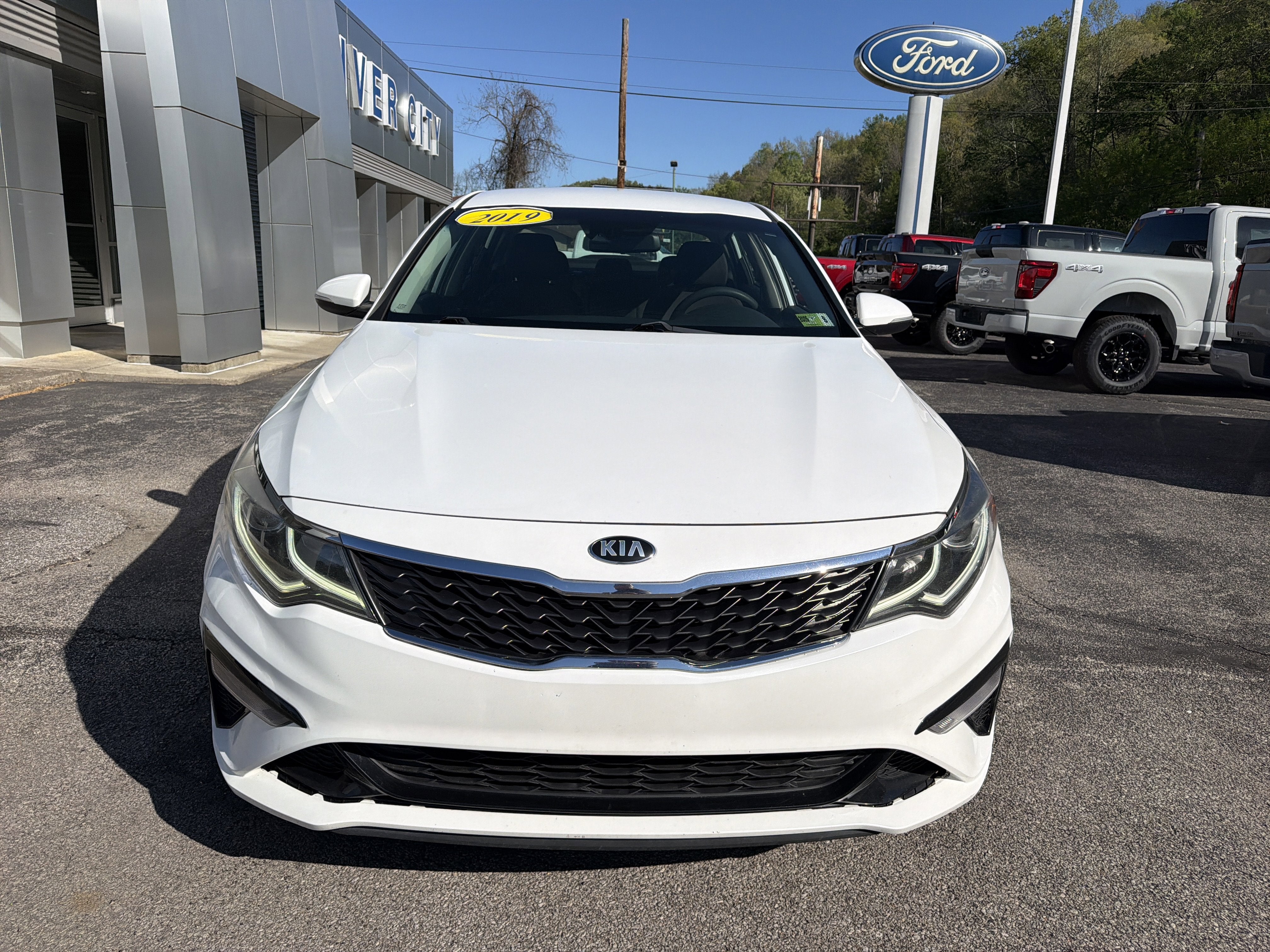Used 2019 Kia Optima LX with VIN 5XXGT4L36KG278003 for sale in Lavalette, WV