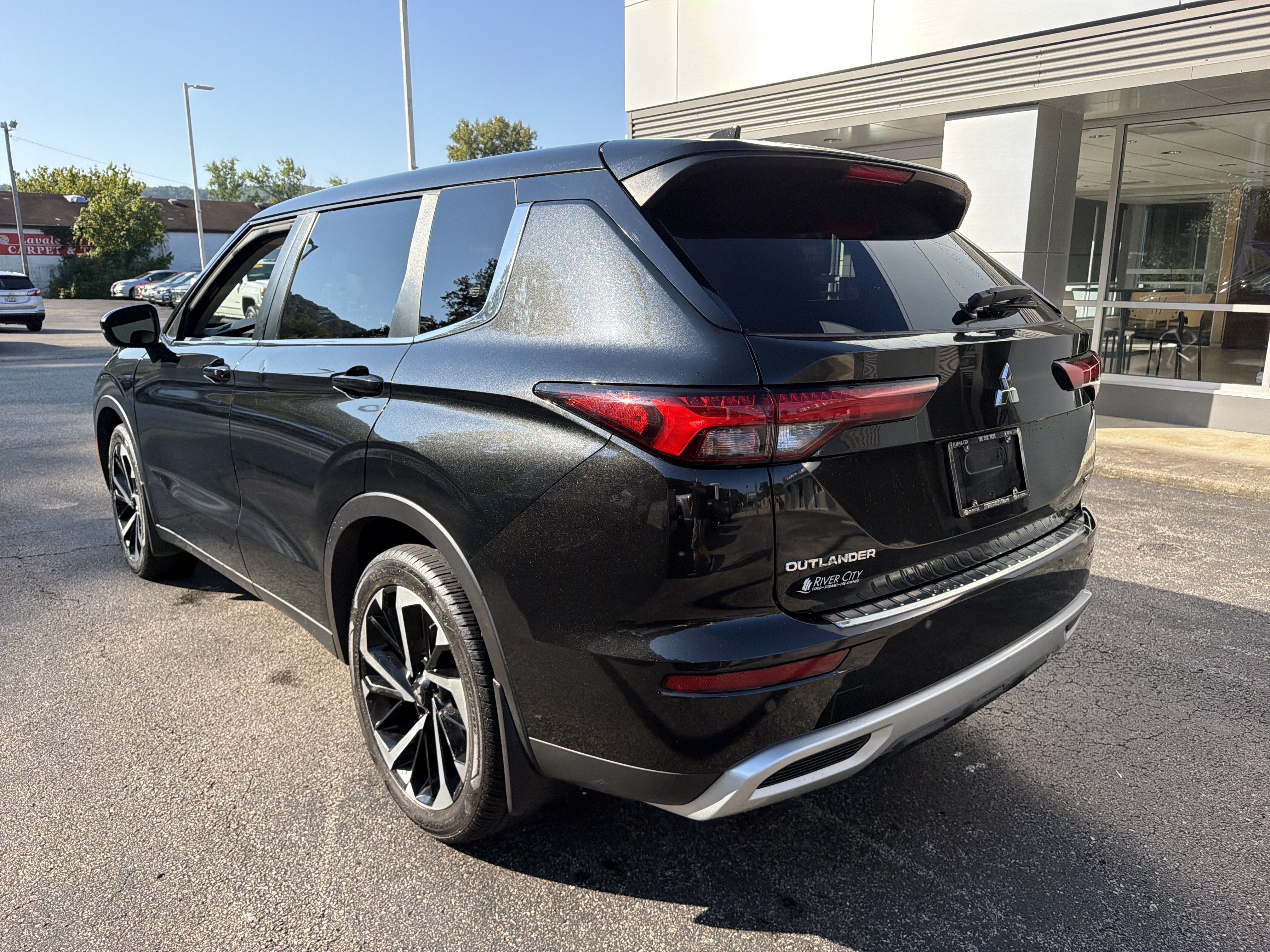 2022 Mitsubishi Outlander SE