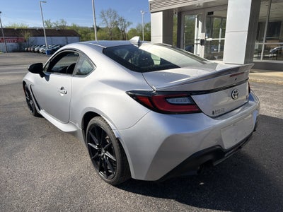 2024 Toyota GR86 Premium
