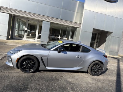 2024 Toyota GR86 Premium