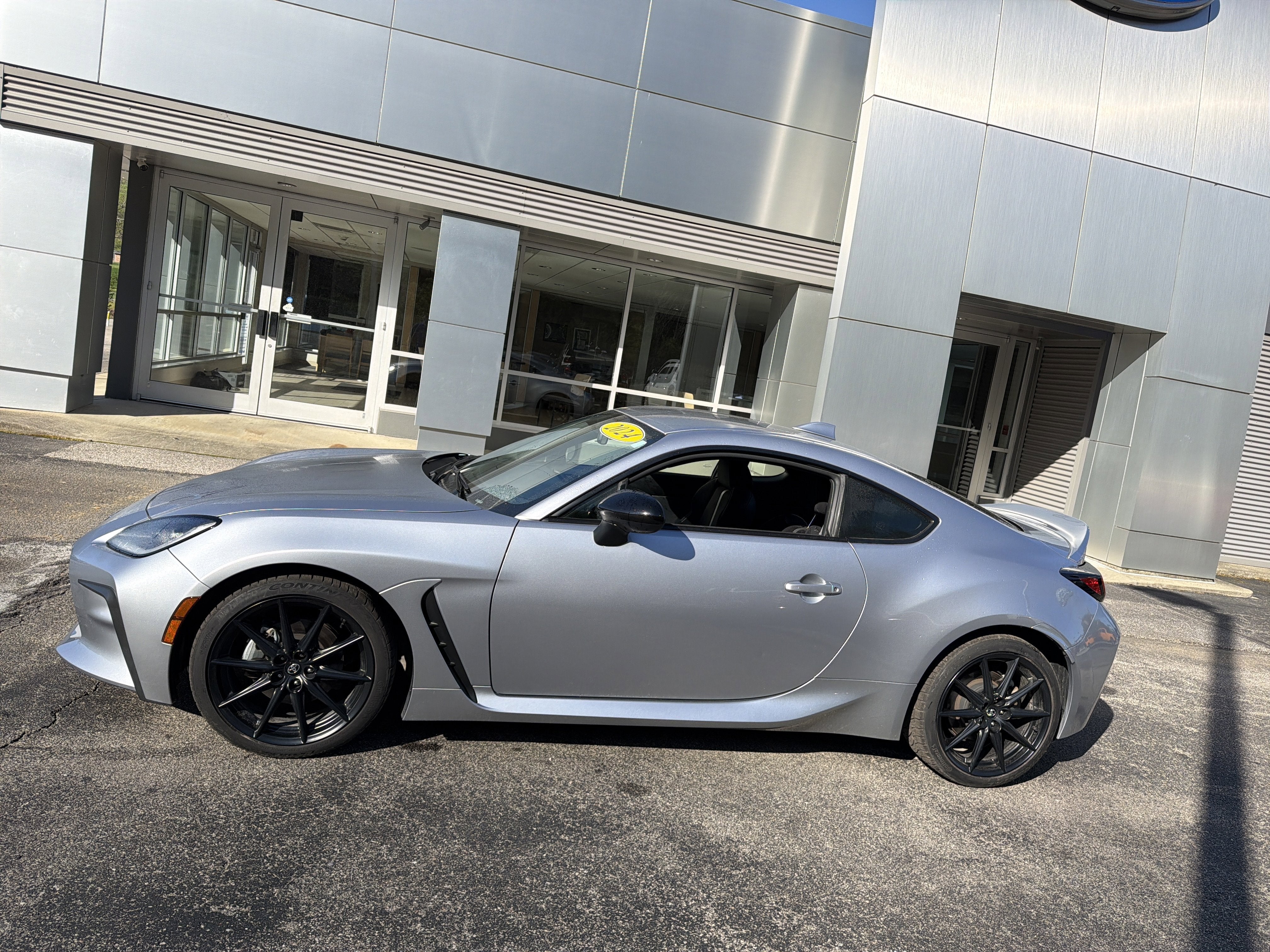 2024 Toyota GR86 Premium