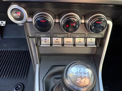 2024 Toyota GR86 Premium