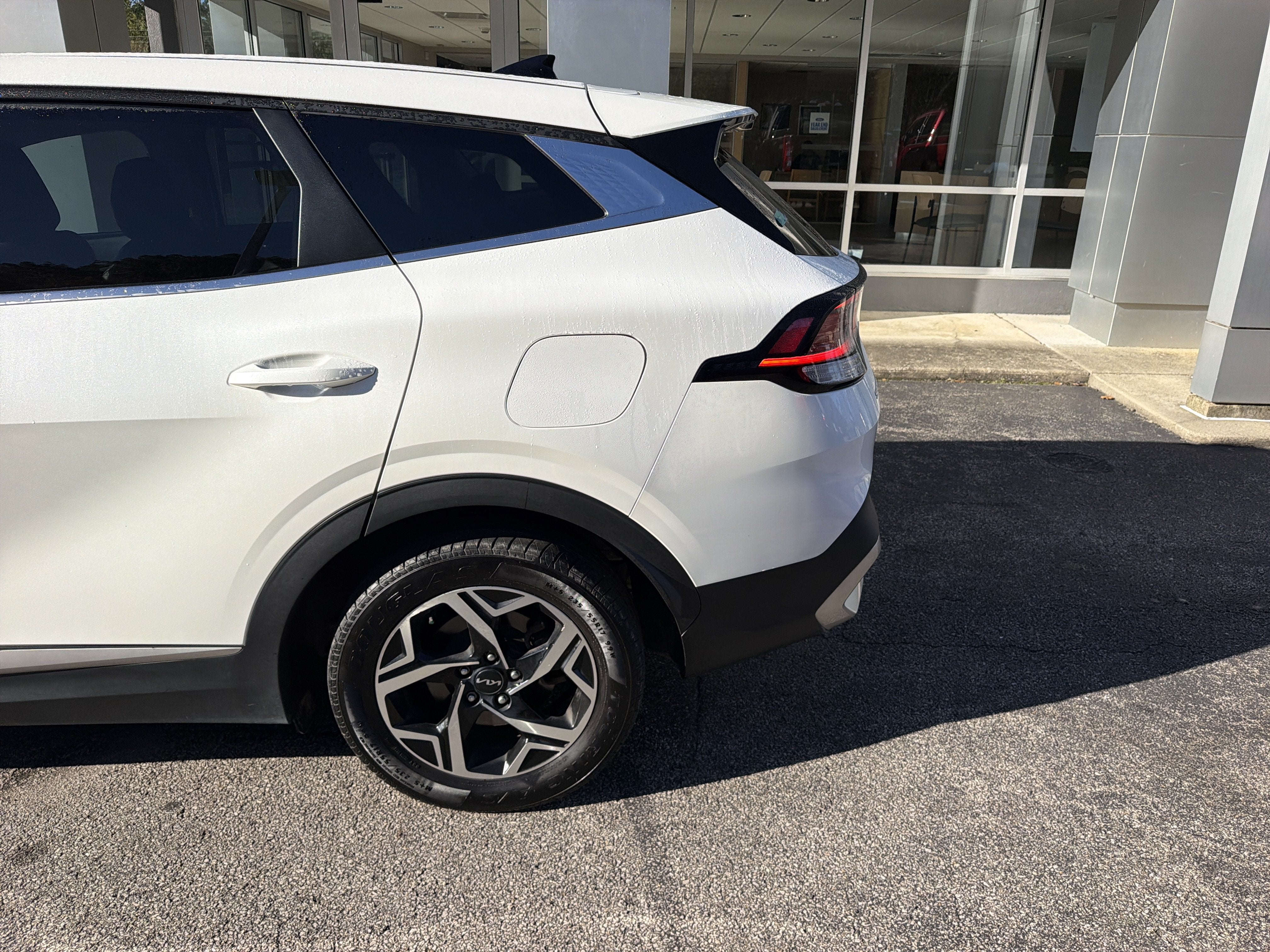 2023 Kia Sportage LX