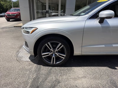 2021 Volvo XC60 Momentum