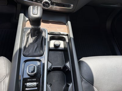 2021 Volvo XC60 Momentum
