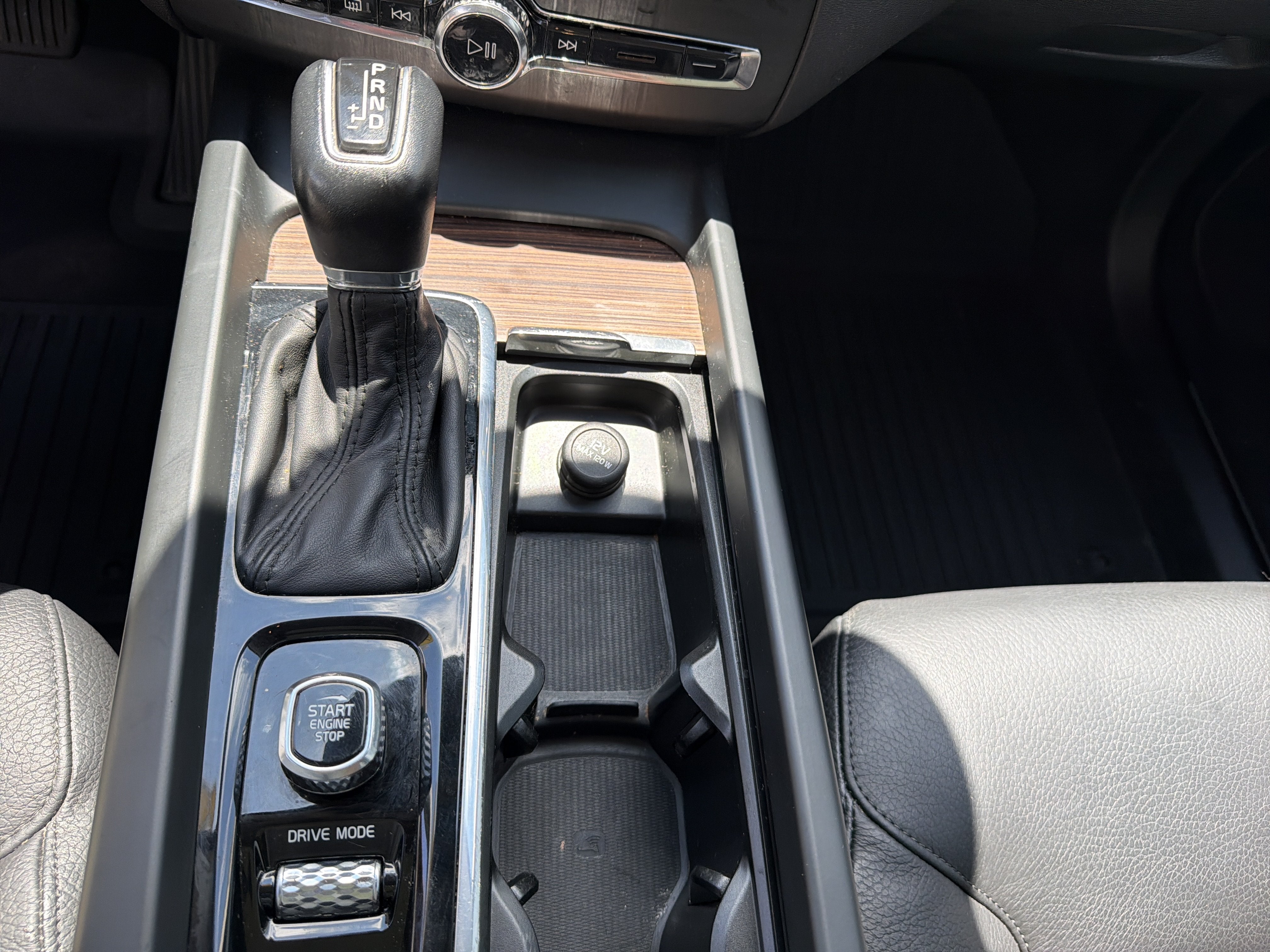2021 Volvo XC60 Momentum